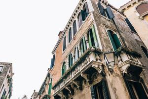 Venise, Italie 2017- routes touristiques des vieilles rues de Venise en Italie photo
