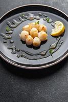 mer coquille Frais Fruit de mer frit repas nourriture casse-croûte sur le table copie espace nourriture Contexte photo