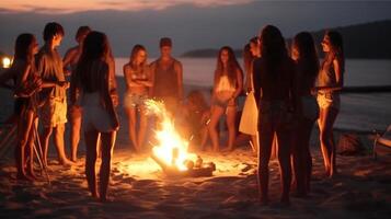 Jeune adultes ayant amusement prendre plaisir le feu sur le plage - généraliste ai. photo