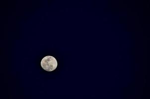 lune dans le ciel photo