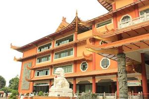 medan, Indonésie - juin 17 2022. bouddhiste temple dans le ville de cemara Asri dans Indonésie. photo