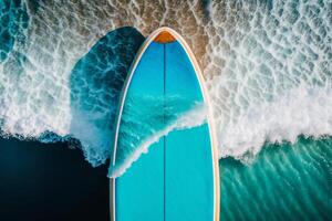 planche de surf sur océan clair mer Haut vue copie espace génératif ai photo