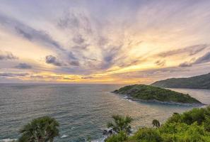 Point de vue du cap phromthep à phuket, thaïlande photo