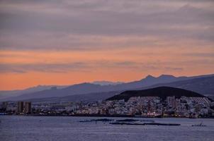 ciel coloré au coucher du soleil photo