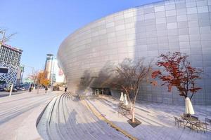 Séoul, Sud Corée - nov 14, 2017-dongdaemun conception place est une Majeur Urbain développement point de repère dans Séoul, Sud Corée. photo