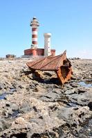 phare en bord de mer photo