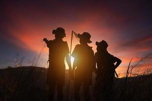 une scout réserve équipe à jungle camp, garçon scout Amérique photo