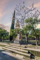 le mosquée lequel a été construit lorsque le ville de Cordoue situé dans le andalousie Région a été en dessous de le règle de les musulmans est utilisé comme une mezquita et une église aujourd'hui. photo