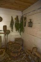 vieux antique chalet intérieur avec en bois rétro Ménage appareils électroménagers photo