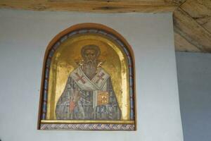 grand peintures sur le temple mur avec orthodoxe religieux symboles photo