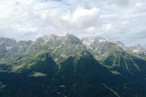 vue panoramique sur la montagne photo