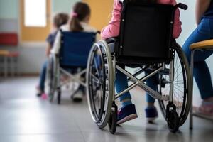 enfant dans une fauteuil roulant école pour les enfants avec handicapées compris éducation génératif ai photo