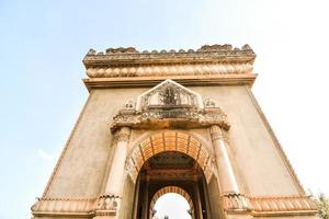 ancien bouddhiste temple dans Asie photo