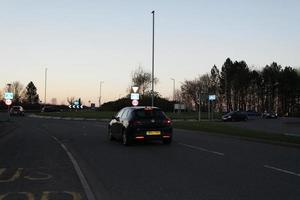 magnifique vue de luton ville de Angleterre Royaume-Uni pendant Orange le coucher du soleil. le image a été capturé sur 03-avril-2023 photo