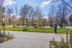 retraite parc dans Madrid Espagne dans printemps journée paysage photo