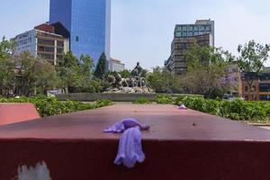 le cibèles Fontaine dans Mexique ville est un exact réplique de le cibèles Fontaine cette est situé dans le place de cibèles dans Madrid, Espagne photo