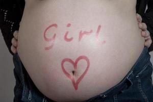 ventre d'une femme enceinte photo