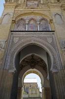 arches de mezquita - mosquée - cathédrale de Cordoue dans Espagne photo