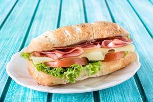 populaire pain ciabatta sandwich photo