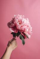 main avec rose pivoine fleur. illustration ai génératif photo