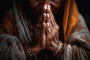 femme main demander Dieu pour le pardon, prière à le Seigneur génératif ai photo