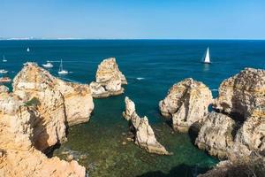 côte de l'algarve au portugal photo