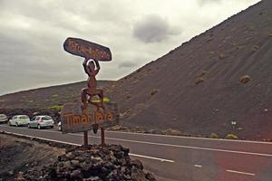 original volcanique paysages de le Espagnol île de lanzarote photo