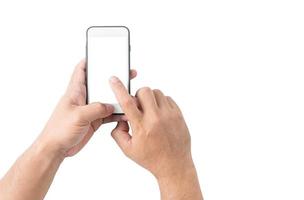 main homme tenir mobile téléphone avec blanc écran photo