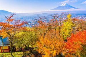 beau paysage de mt. Fuji de la pagode Chureito photo