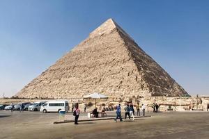 le pyramide de khafre, chéphren, dans gizeh plateau. historique Egypte pyramides. photo