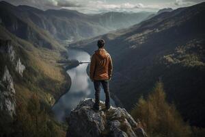 homme permanent sur le falaise et à la recherche à paysage, établi avec génératif ai photo