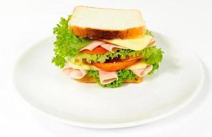 sandwich sur le assiette photo