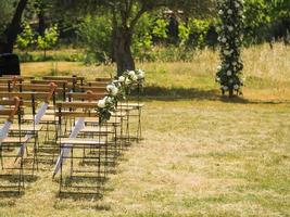 magnifique mariage ensemble en haut avec mariage cambre et chaises pour invités Extérieur photo