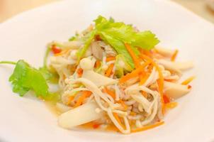 salade de champignons cuisine thaïlandaise photo