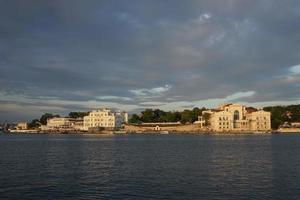 paysage et architecture de la ville. sévastopol, crimée. photo