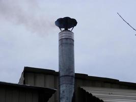 le tuyau fume de le le fourneau photo