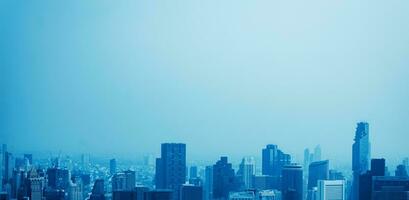 vue de grattes ciels dans le affaires district de le Capitale ville. Bangkok, Thaïlande. avec copie espace et texte conception pour entreprise. photo