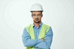 homme dans blanc casque professionnel emploi travail profession photo