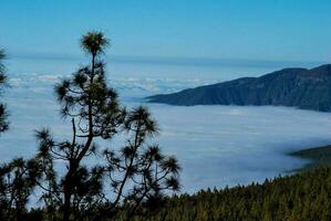 vue panoramique sur la montagne photo