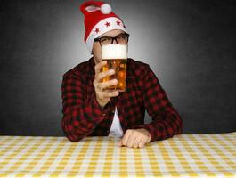 homme avec le Bière photo