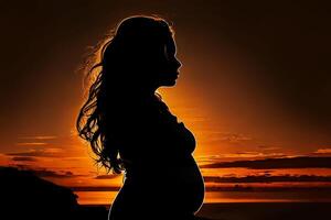 silhouette de une Enceinte femme contre le Contexte de le le coucher du soleil. génératif ai photo