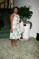 marianne jeanbaptiste en arrivant à le essence déjeuner à le Beverly collines Hôtel dans Beverly collines Californie en février 19 20092009 photo