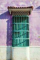 le coloré colonial Maisons à le fortifiée ville de Carthagène de Indes photo