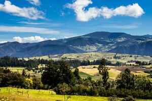 vue de le magnifique montagnes de le municipalité de la calera situé sur le est gammes de le colombien andes photo