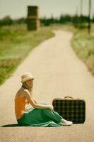 une femme sur le route photo