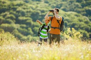 père et fils dépenses temps en plein air photo