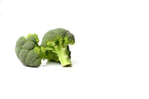 Frais brocoli isolé sur blanc Contexte avec copie espace. ai généré photo