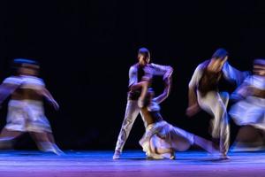 le mouvement abstrait de la danse photo