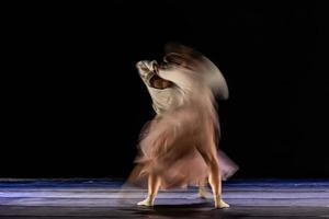 le mouvement abstrait de la danse photo