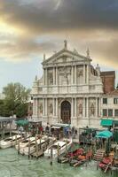 Père Noël maria di Nazareth église dans Venise photo